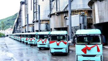 協同作戰譜新篇，助力客戶新發展